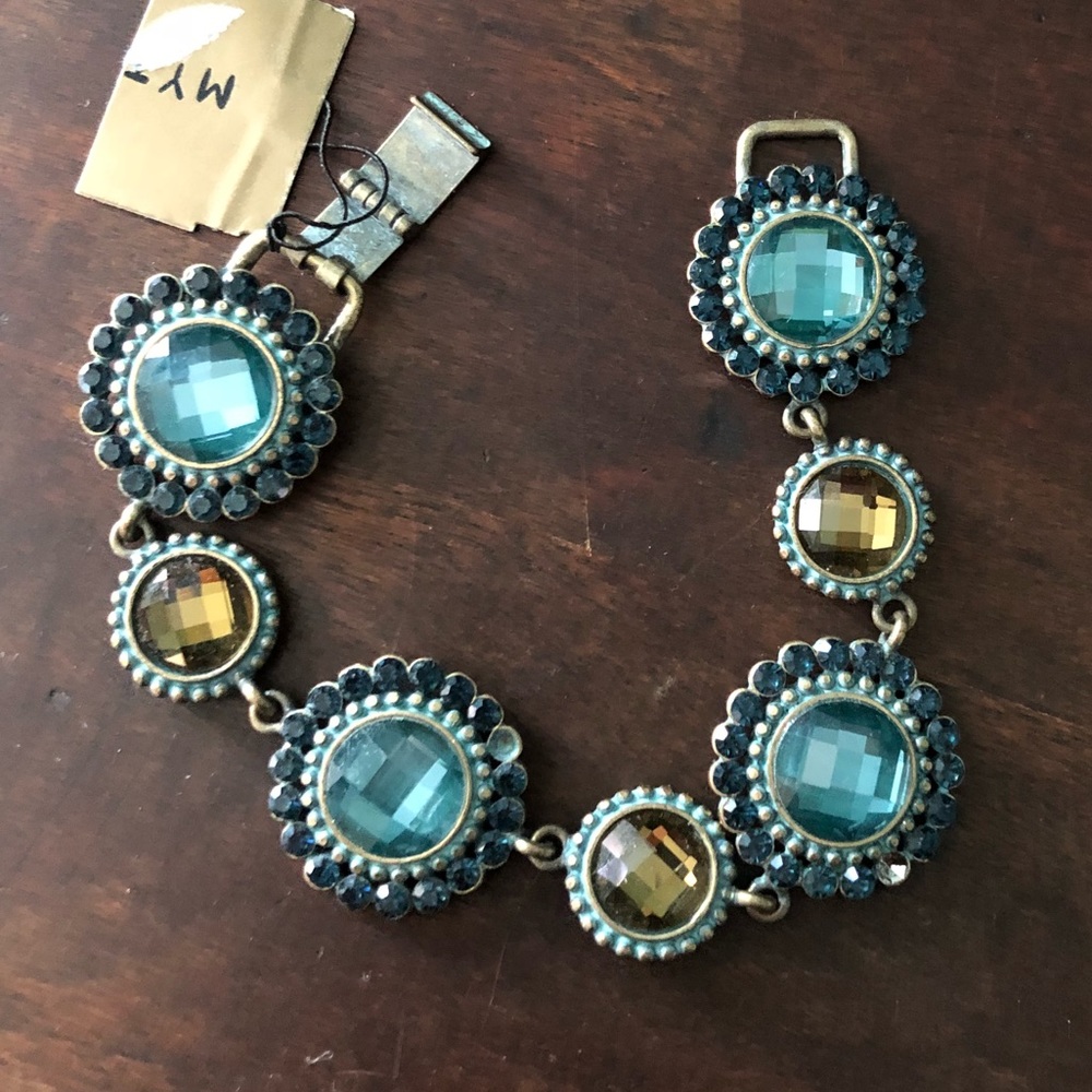 Gorgeous Bracelet NWT